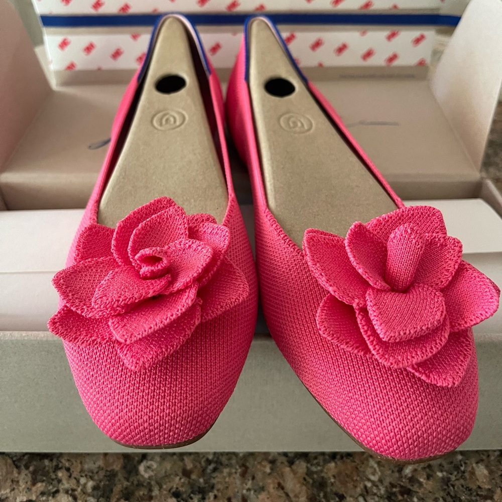 Rothy’s brand new in box size 8.5 pink Petal flats